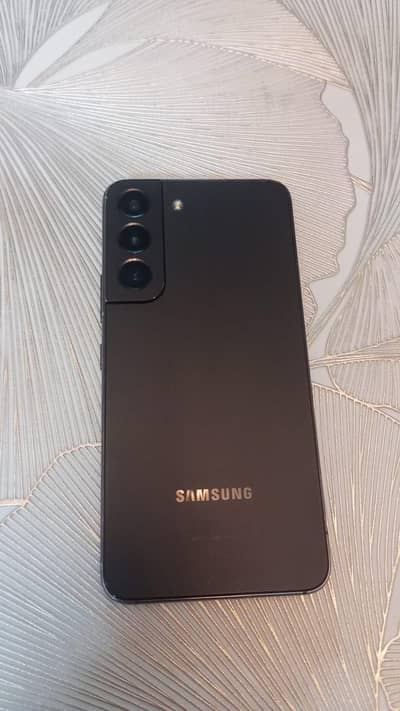 Samsung Mobile S22