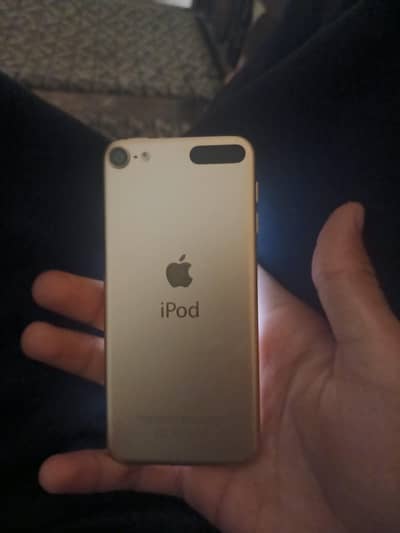 iPhone ipod 7th gan.  for sale