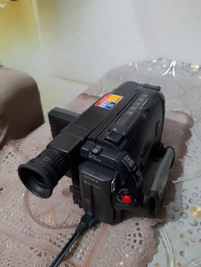Sony Handycam CCD-TRV27E 72x Zoom Fully Working LCD