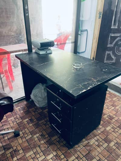 Office table for sale