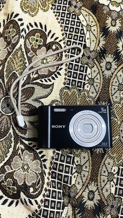 Sony DSC W800 cyber shot camera