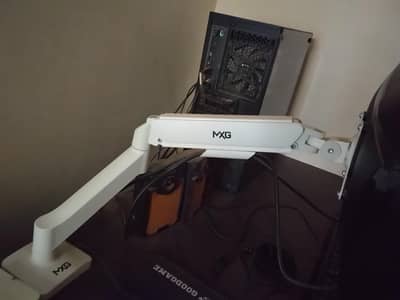 MXG EMA-12 Mechanical Spring Monitor Arm – White