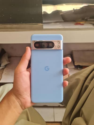 Google Pixel 8 Pro