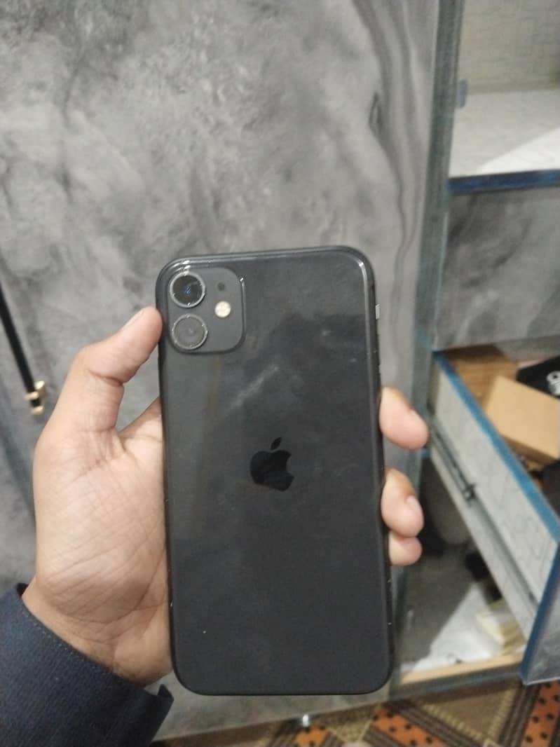 Apple iPhone 11 0