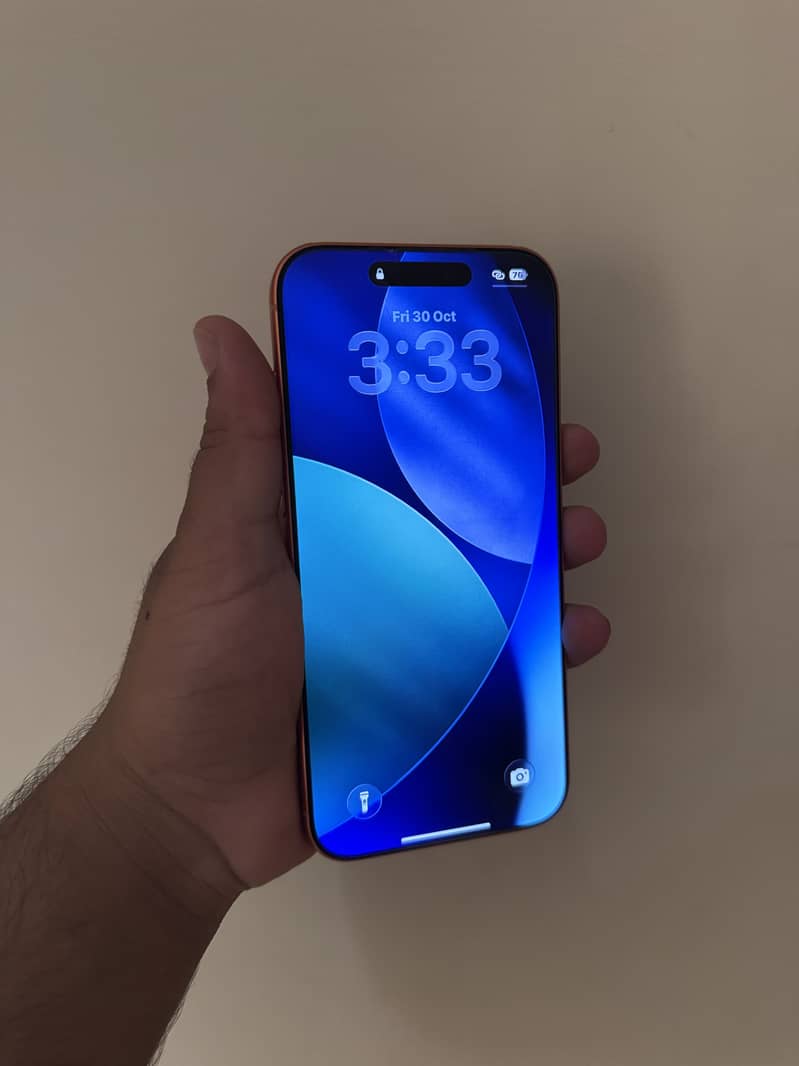 Apple iPhone 17 Pro Max 1