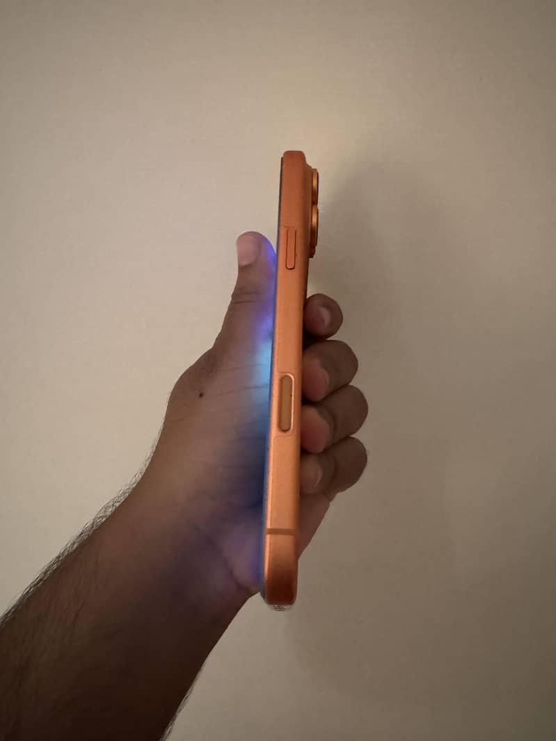 Apple iPhone 17 Pro Max 5