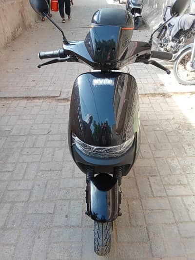 Evee Mito  2026 | With Box | Excellent Condition