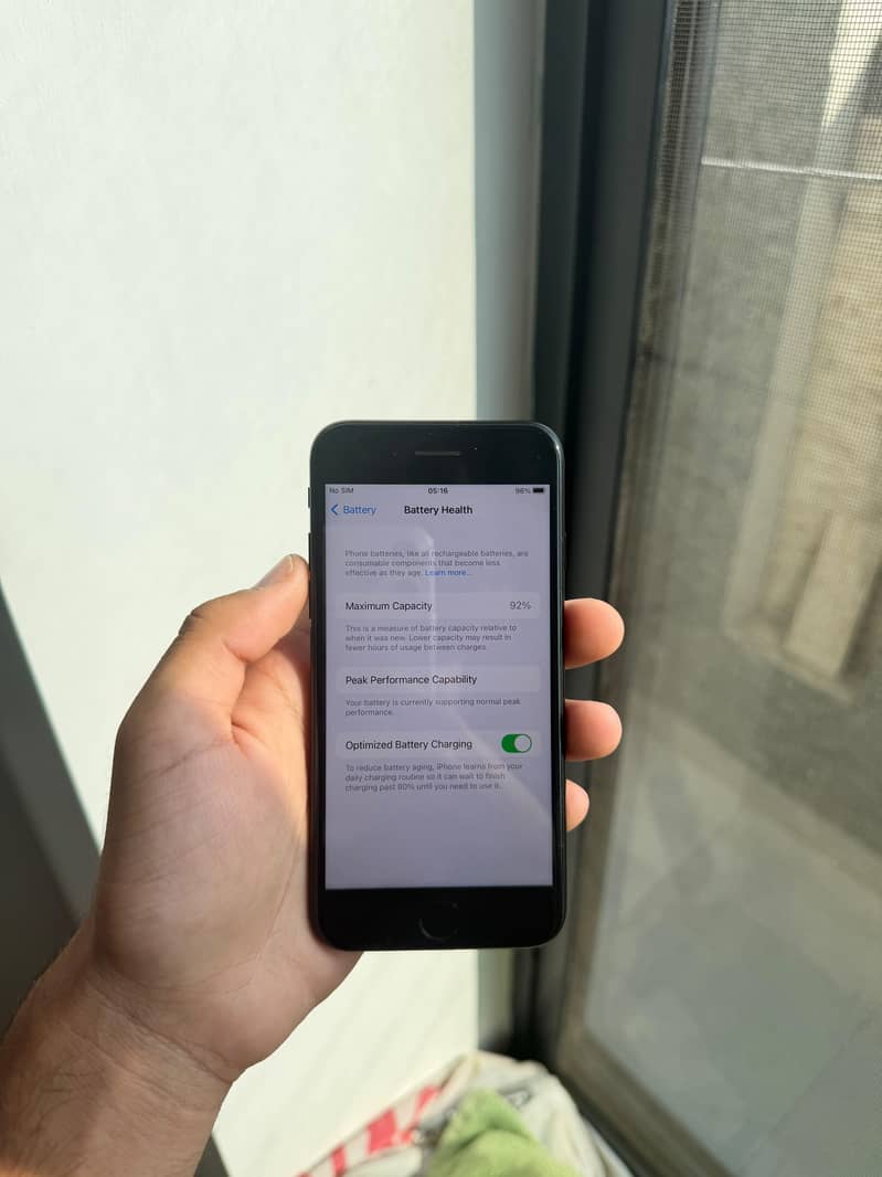 Apple iPhone 7 7
