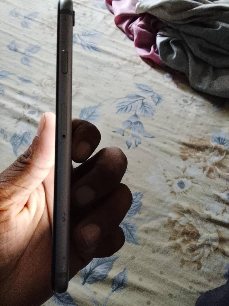 Apple iPhone 6 1