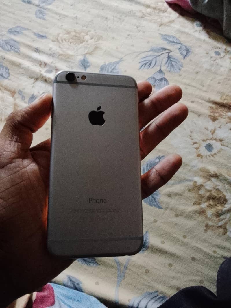 Apple iPhone 6 4