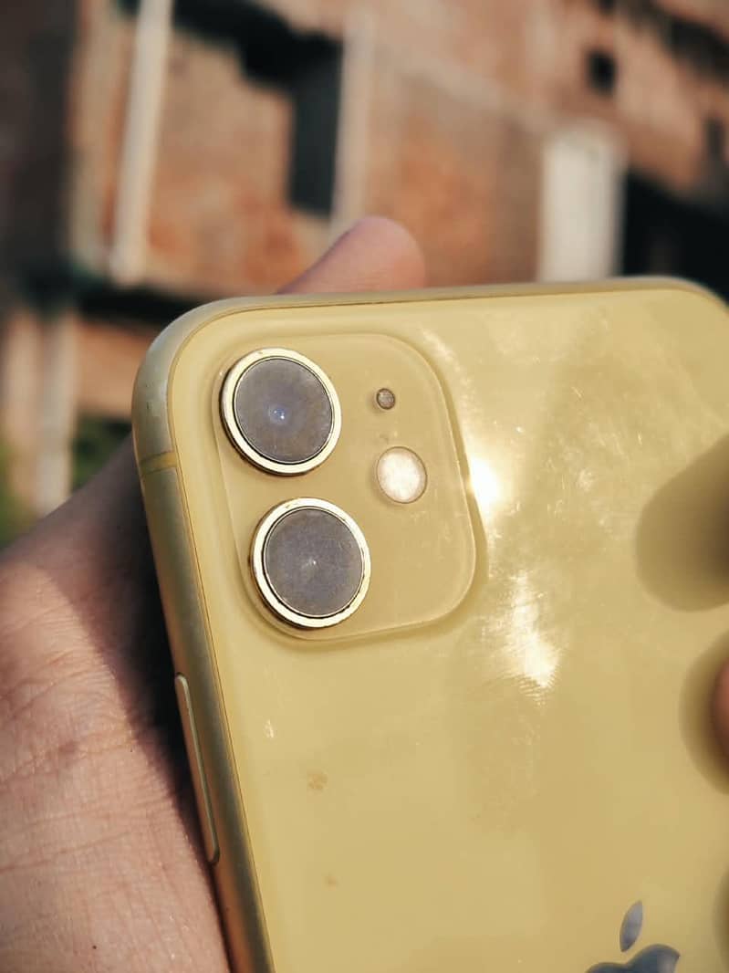 Apple iPhone 11 5