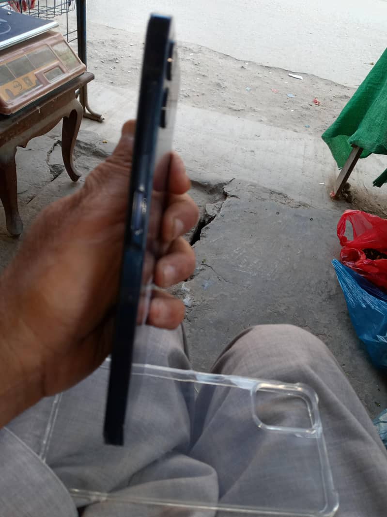 Samsung Mobile A06 1