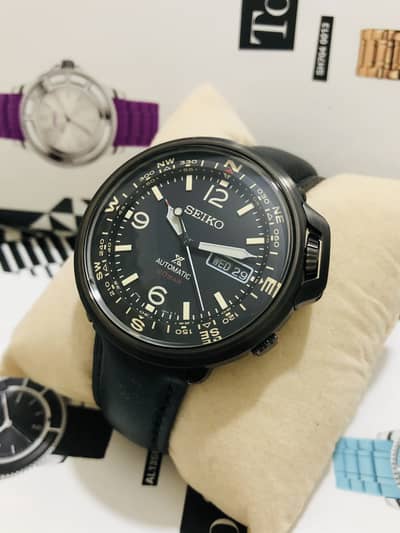 SEIKO-WORLD TIMER-AUTOMATIC-NEW & ORIGINAL WATCH