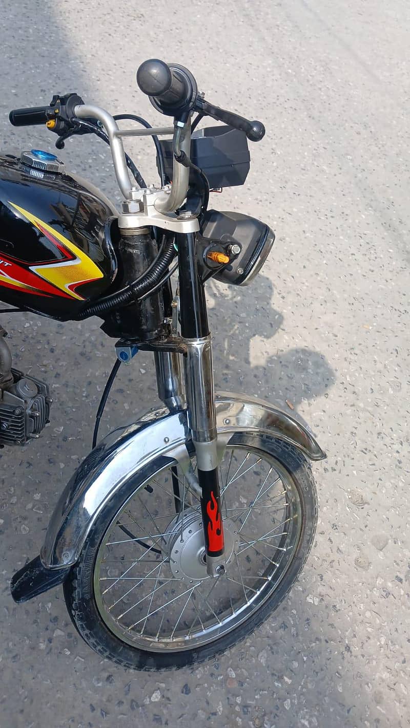 united 70cc 0