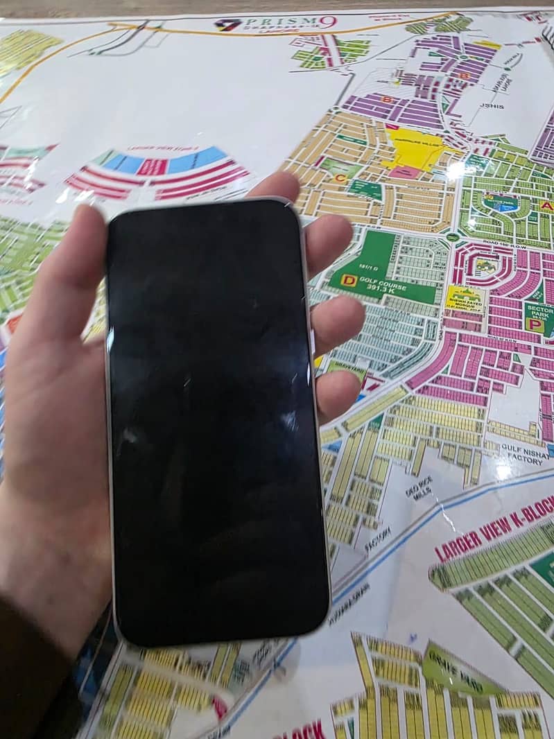 Apple iPhone 17 Pro Max 1