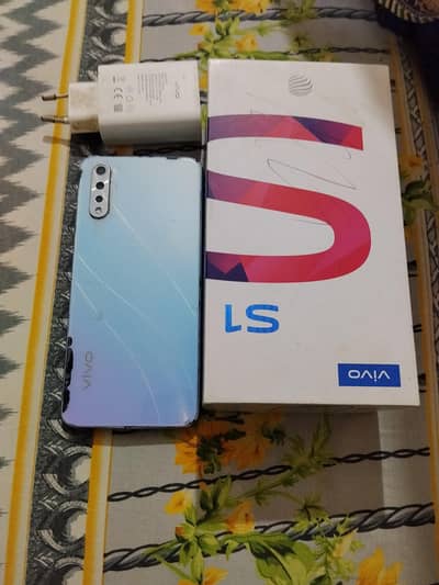 Vivo S1