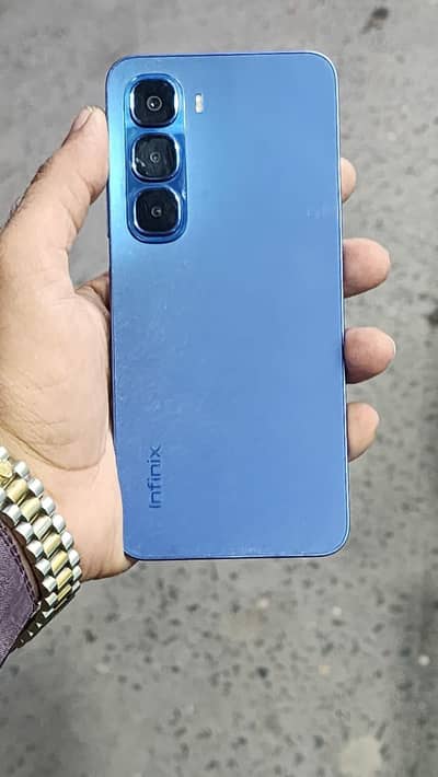 Infinix Hot 60i