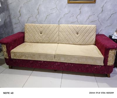 5 Seater Luxury Sofa Set – Almost Like New