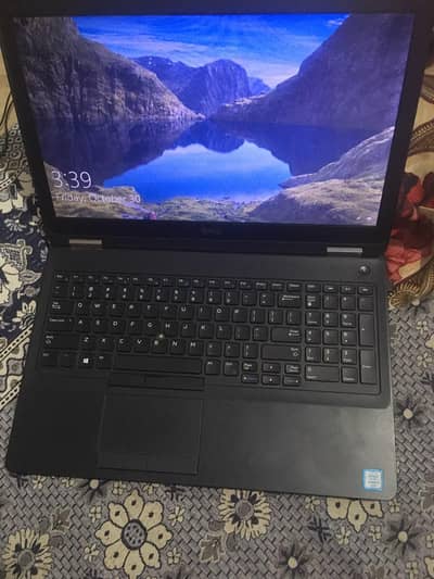 Dell Latitude E5570 i7 6th gen 8GB 256 GB SSD 4GB Graphic Card