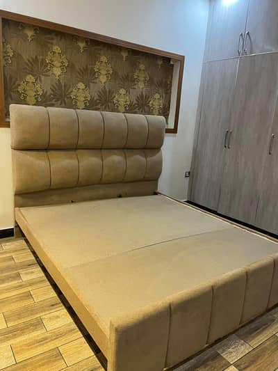 Double bed in good condition
