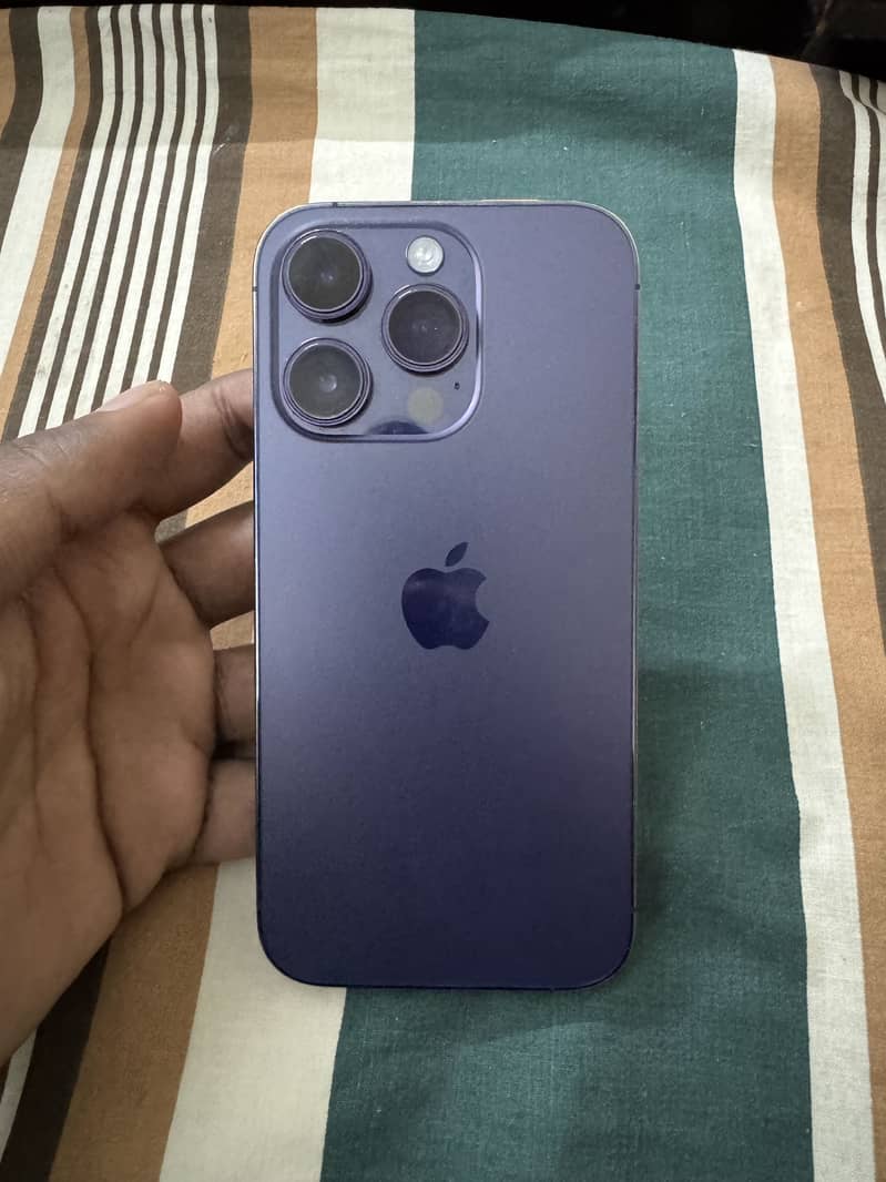 Apple iPhone 14 Pro 0