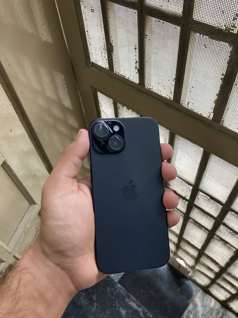 Apple iPhone 15 0