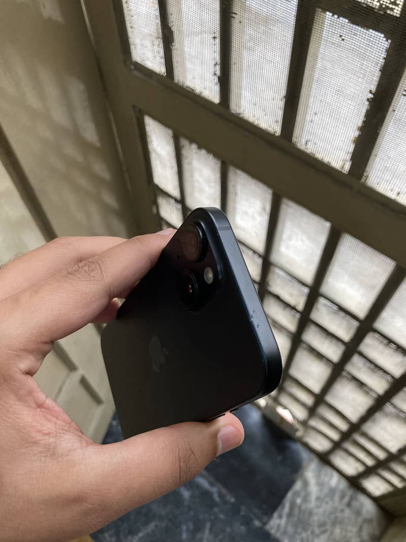 Apple iPhone 15 1