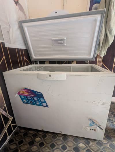 Dawlance invertor freezer