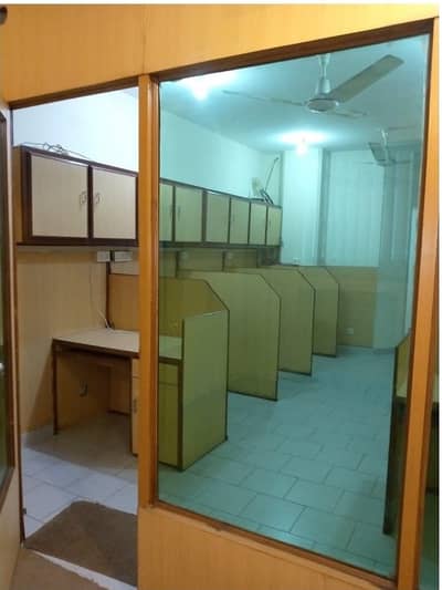 Brand New Office Area 550 Square Feet Available For Rent In Gulberg 3 Lahore
