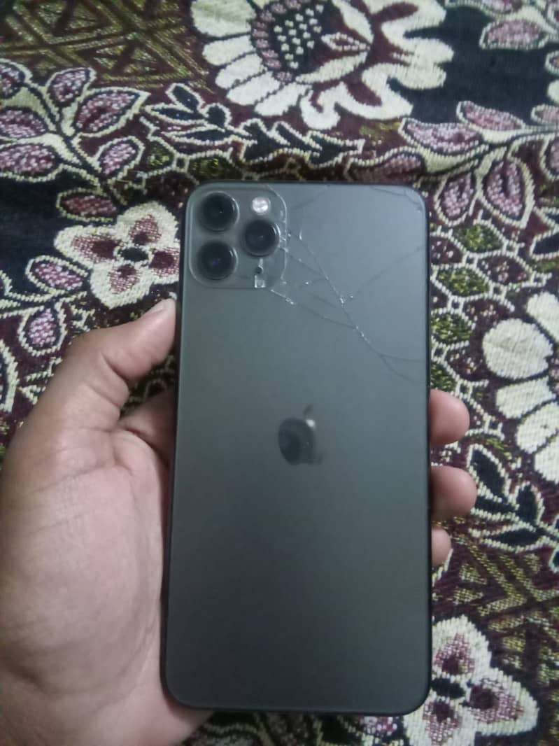 Apple iPhone 11 Pro Max 1