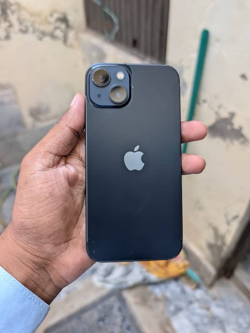 Apple iPhone 13 0