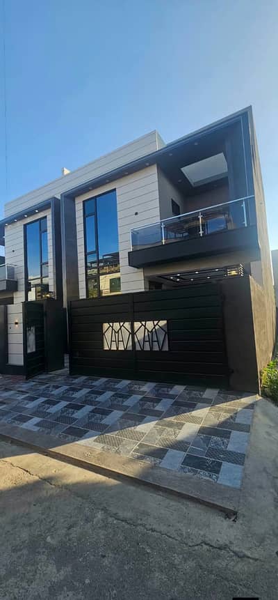 10 Marla Brand New Luxury Ultra Modern Style Super Hot Location All Original Picture attached With Direct Owner Available For Sale in Architect engineers society