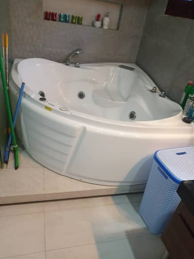 jacuzzi for sale