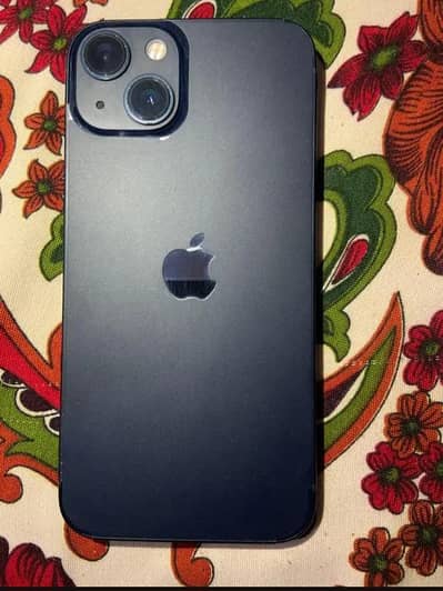 Apple iPhone 13