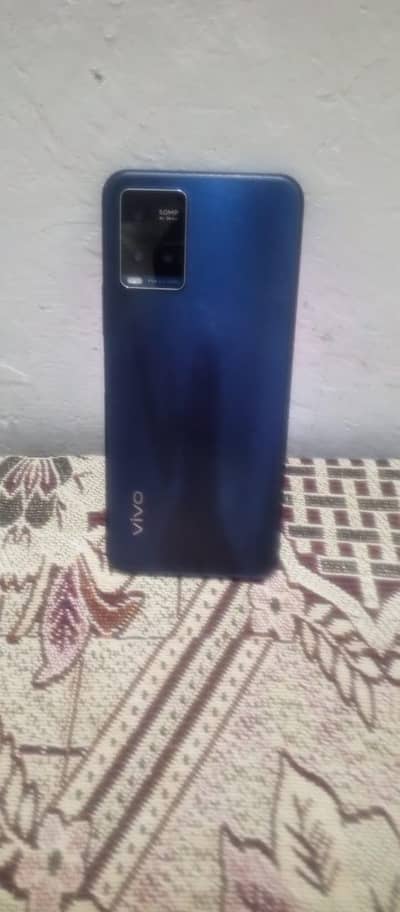 Vivo Y21T 4/128 complete box charger