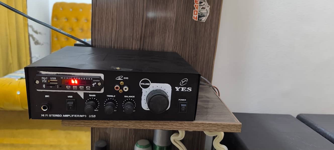 Speaker Set and Equaliser 2