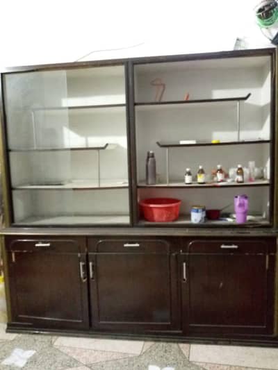 Showcase for sale h.