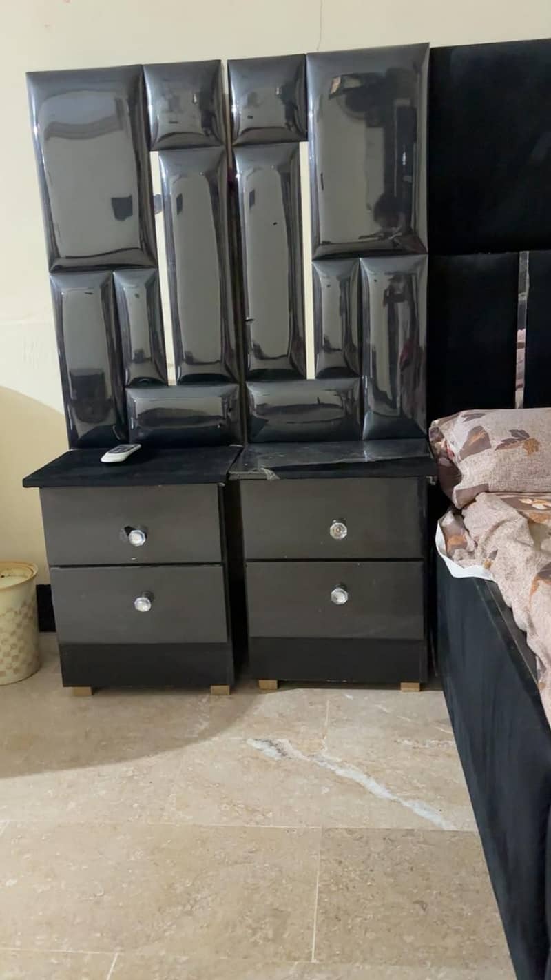 2 side table 0