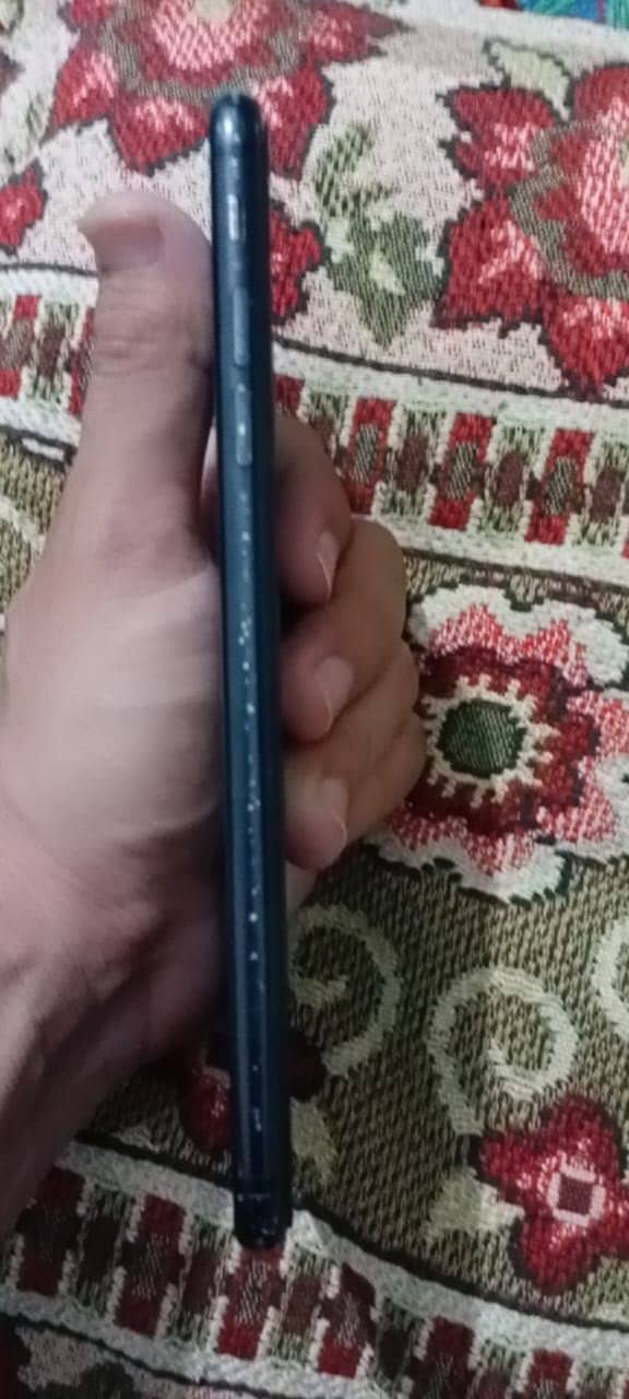 Apple iPhone 7 Plus 1