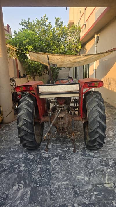Massey Ferguson MF-135 (1977)