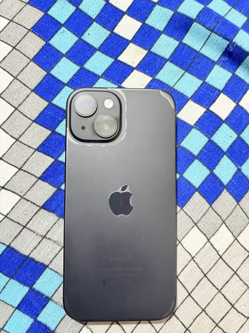 Apple iPhone 15 7