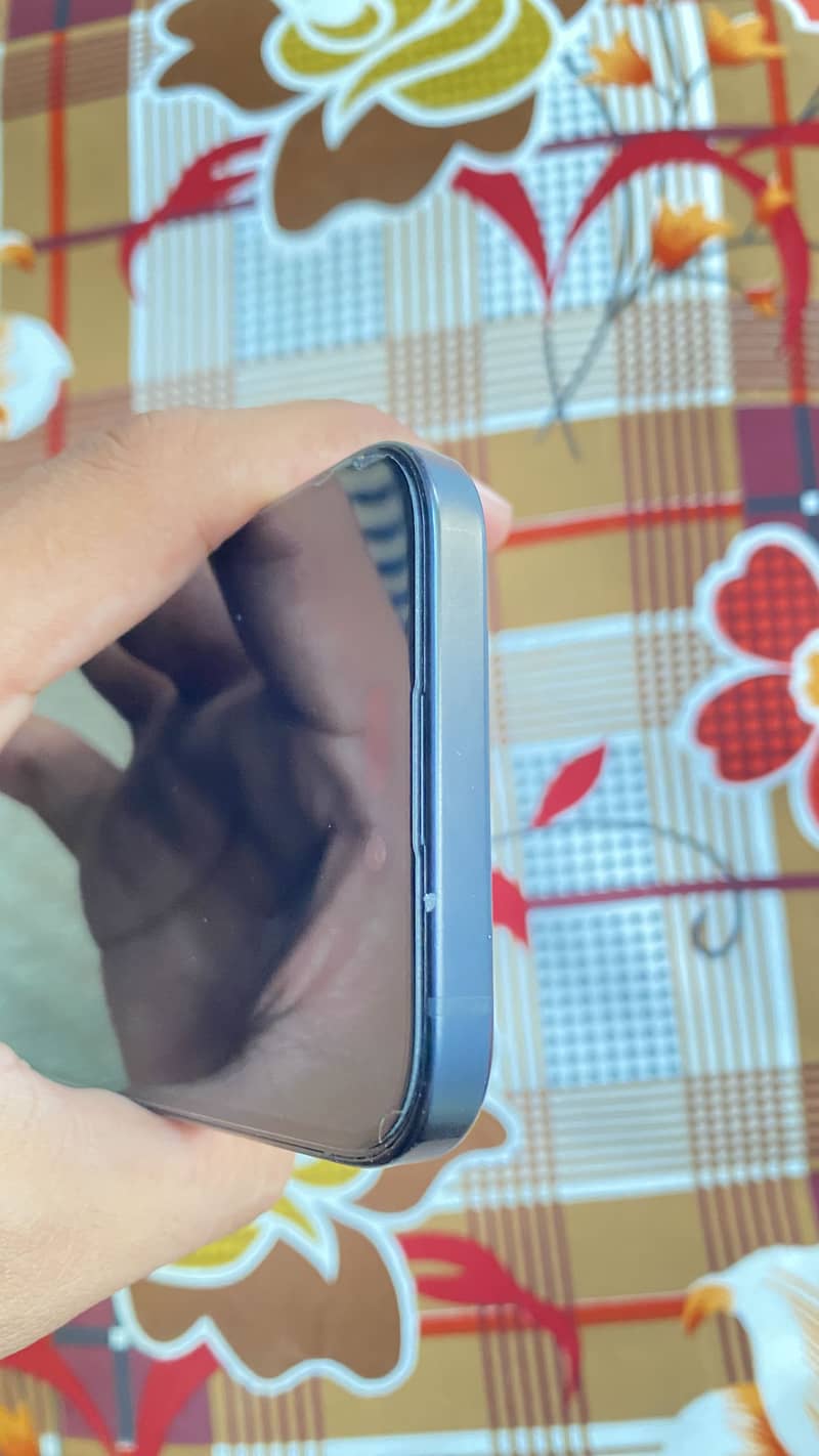 Apple iPhone 15 1
