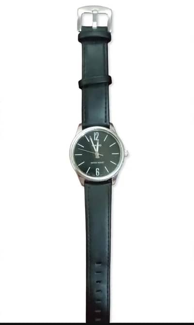 Stylish Luxury Wrist Watch for Sale – Excellent Condition