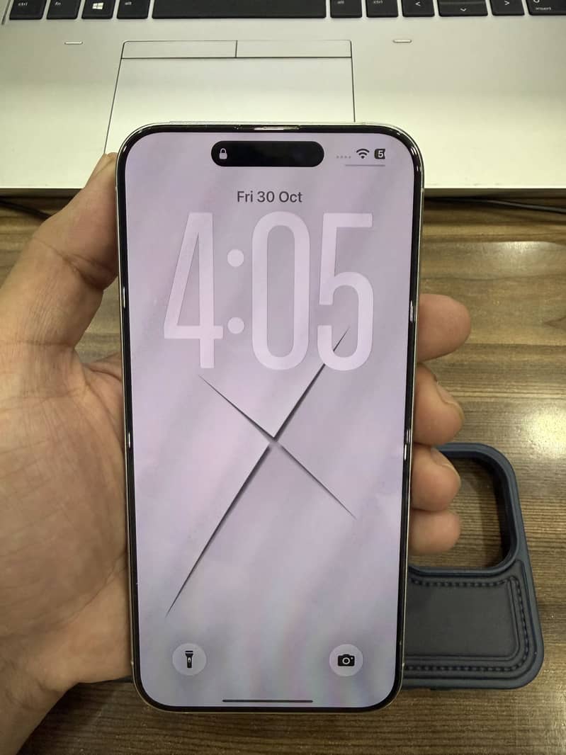 Apple iPhone 15 Pro Max 5