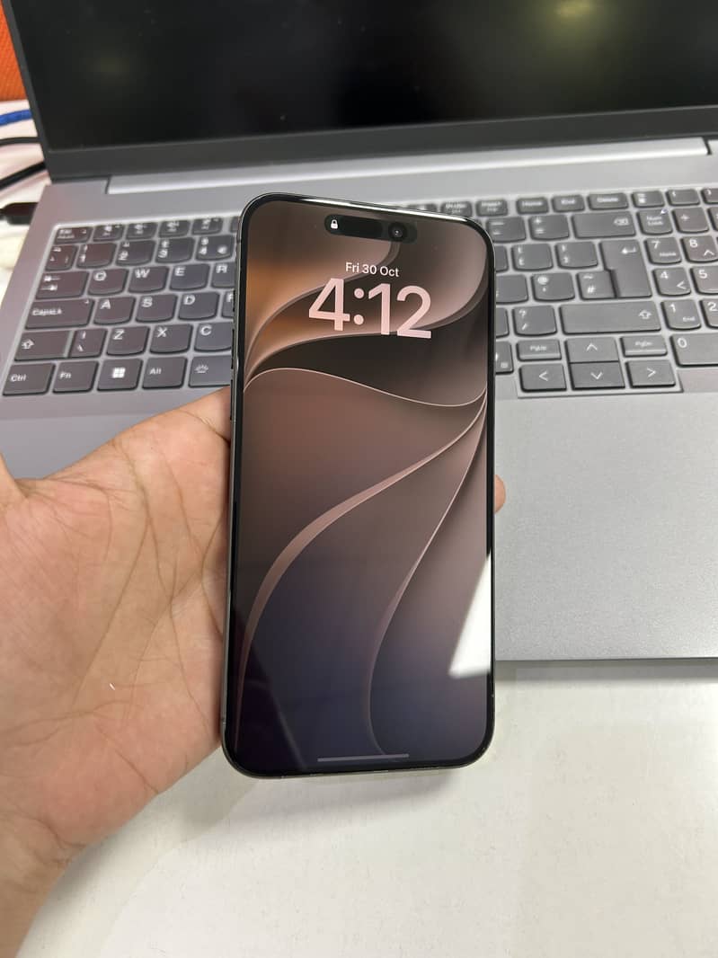 Apple iPhone 15 Pro Max 512GB 1