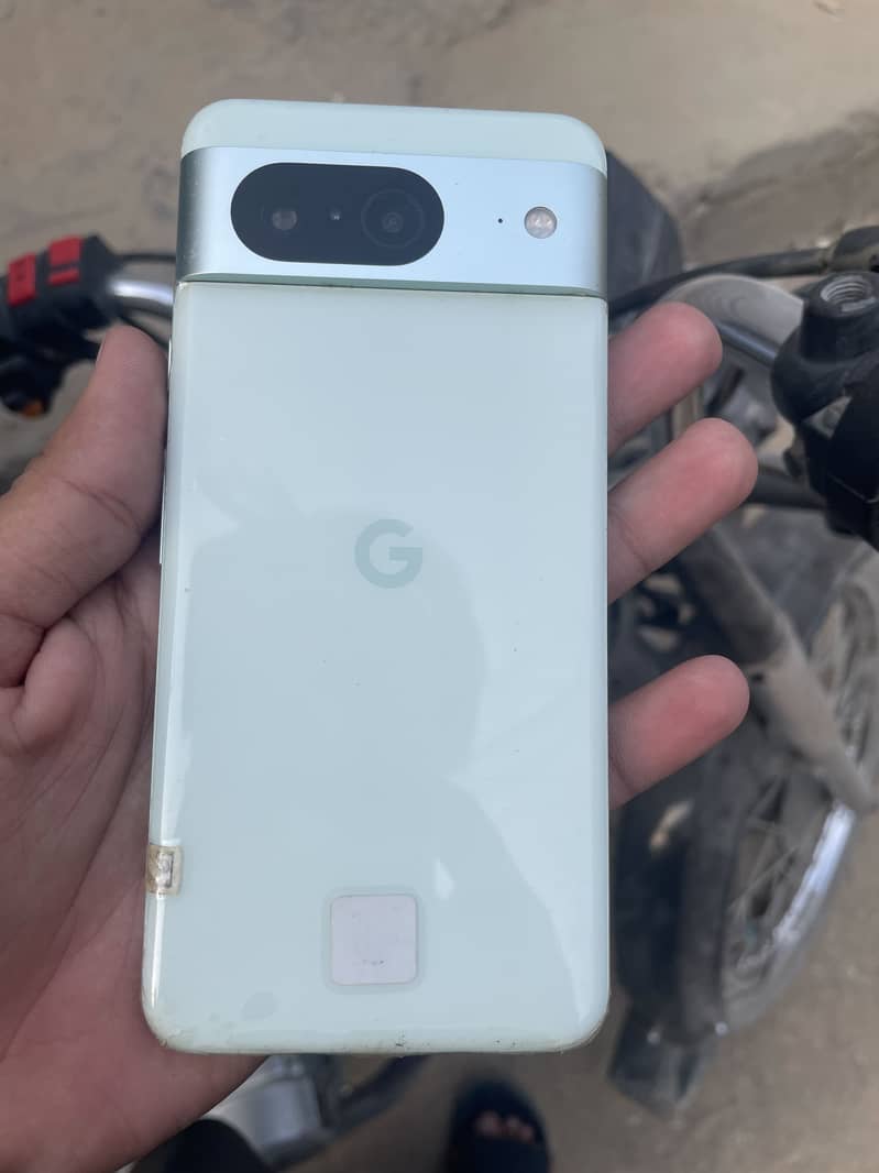 Google Pixel 8 – 10/9 Condition 1