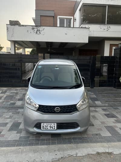 Nissan Dayz 2015