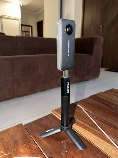 Insta 360 x2 in Good Condition