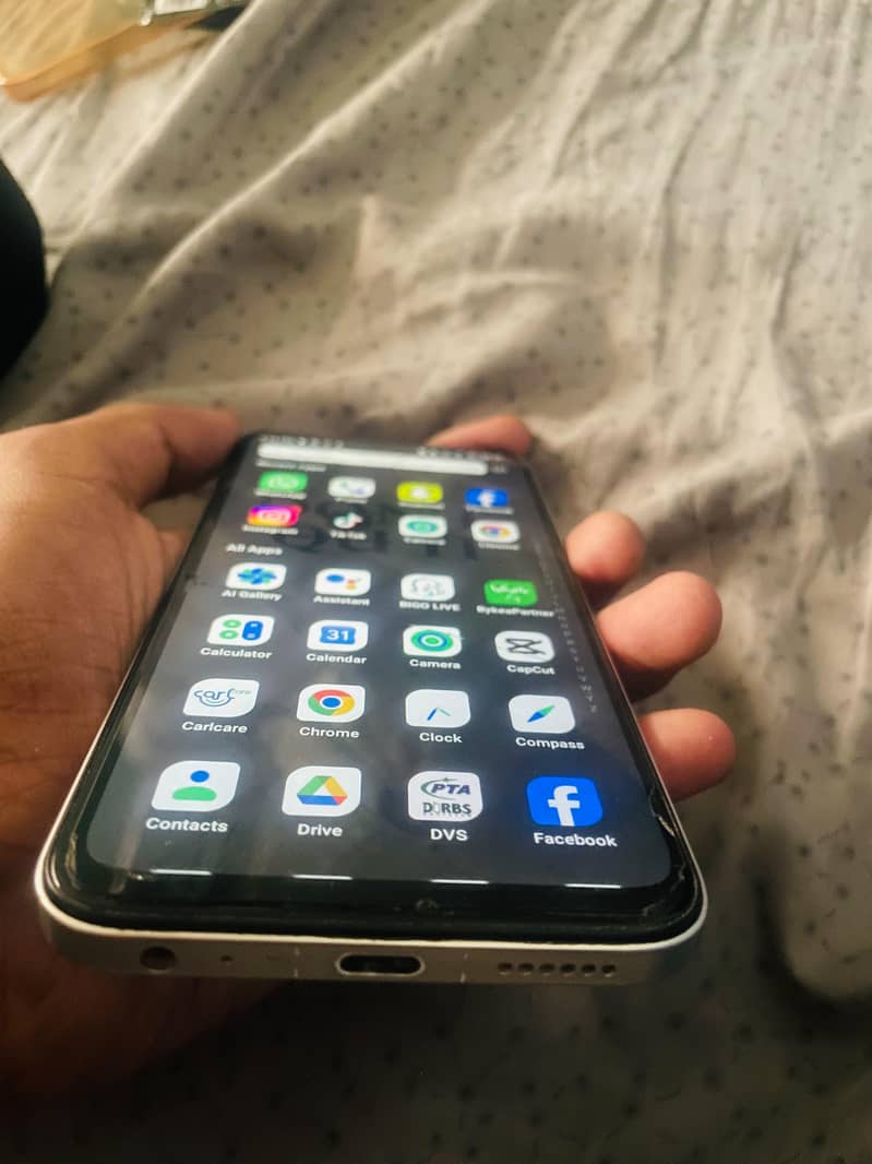 Tecno SPARK 30C 4