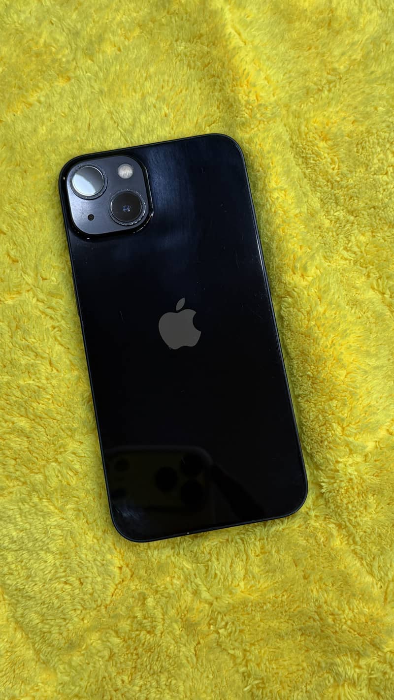 Apple iPhone 13 0